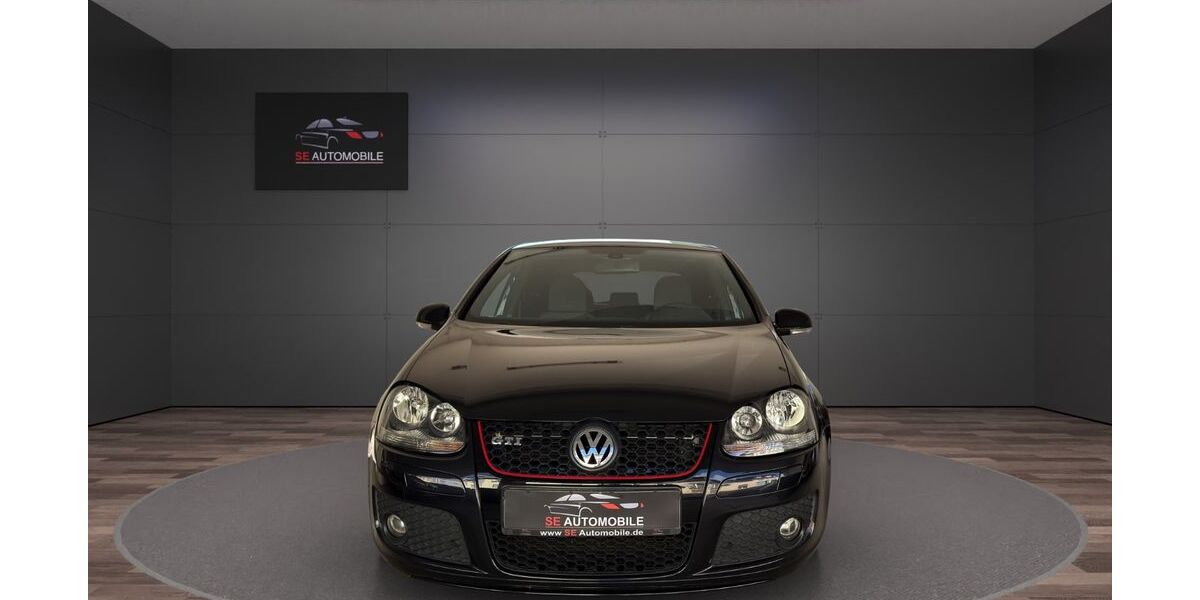 VW Golf 136.000 km 9.900 &euro; Bruchsal 76646