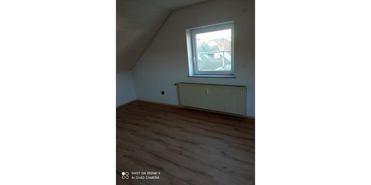Dachgeschoßwohnung Pforzheim Eutingen - 2 Zimmer, 47 m&sup2;, 470&euro; | Angebot:26403097