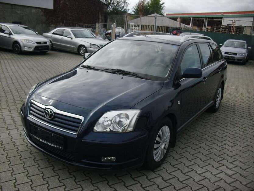 Toyota Avensis 205.221 km 3.399 € Bruchsal 76646