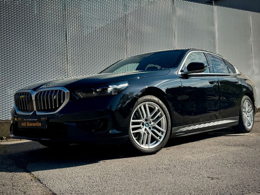 BMW i5 10.872 km 52.900 € Bretten 75015