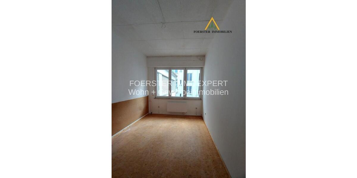 Dachgeschoßwohnung Pforzheim Nordstadt - 5 Zimmer, 93 m&sup2;, 895&euro; | Angebot:25081880