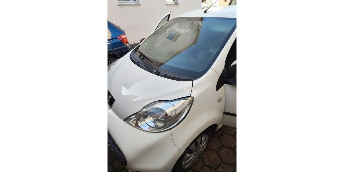 Peugeot 107 111.158 km 3.700 € Kleinsteinbach 76327
