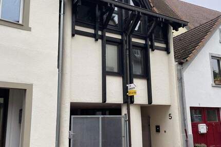 Haus Ettlingen - 4 Zimmer, 120 m&sup2;, 689.000&euro; | Angebot:25782948