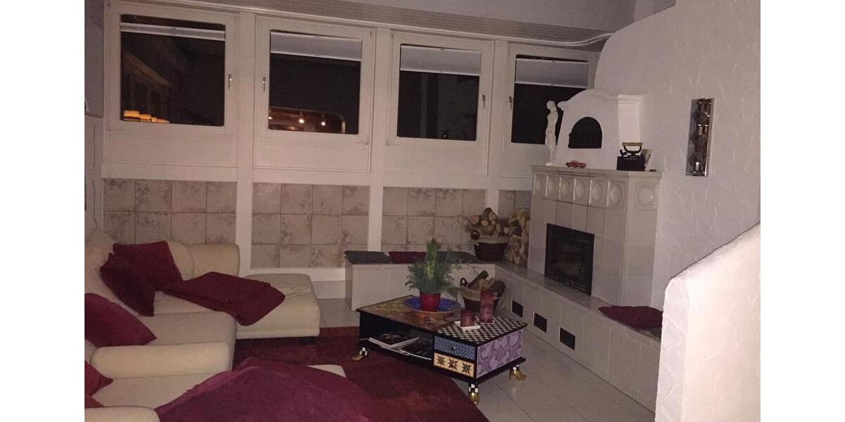 Maisonettenwohnung Waldbronn - 8 Zimmer, 273 m&sup2;, 1.700&euro; | Angebot:25436785