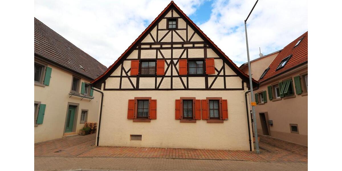 Einfamilienhaus Bruchsal - 4 Zimmer, 108 m&sup2;, 360.000&euro; | Angebot:26154637