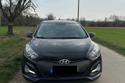 Hyundai i30 213.179 km 3.990 &euro; Neupotz 76777