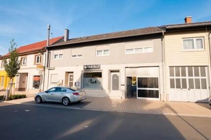 Haus Waghäusel - 14 Zimmer, 300 m&sup2;, 850.000&euro; | Angebot:26825972