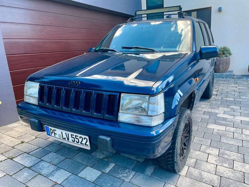 Grand Cherokee