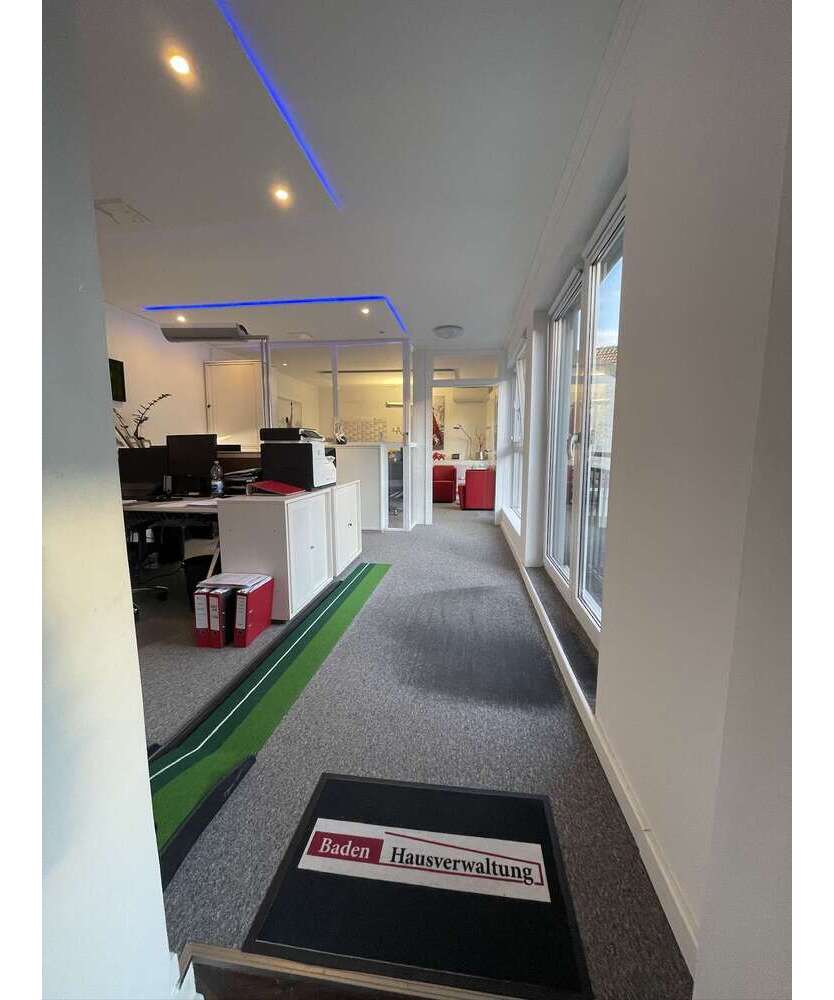 Büro in Baden-Baden 510.000 € 272.53 m²