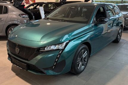 Peugeot 308 2.500 km 28.900 € Pforzheim 75177