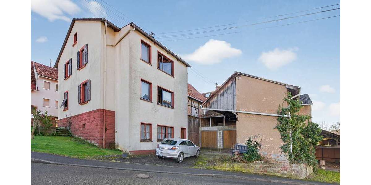 Einfamilienhaus Karlsbad / Auerbach Auerbach - 6 Zimmer, 153 m&sup2;, 180.000&euro; | Angebot:27017234