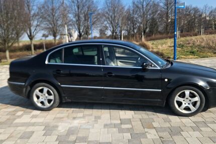 Skoda Superb 283.000 km 1.650 &euro; Waldbronn 76337