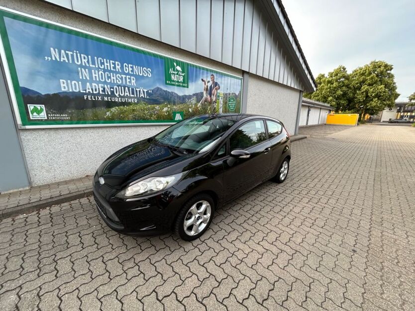 Ford Fiesta 130.866 km 3.990 € Karlsruhe 76185