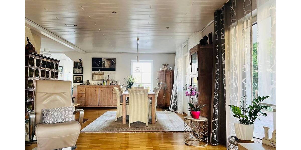 Einfamilienhaus Waghäusel Kirrlach - 7 Zimmer, 250 m&sup2;, 725.000&euro; | Angebot:25669529