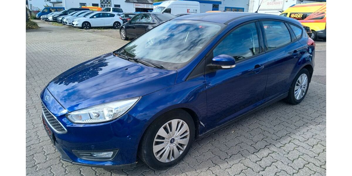Ford Focus 47.000 km 5.650 &euro; Karlsruhe 76185