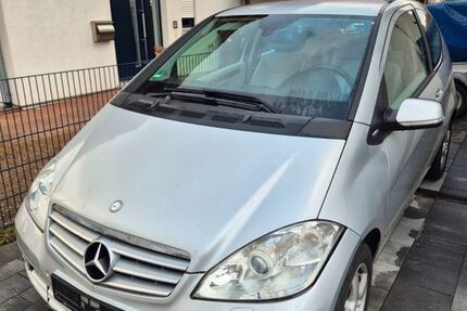 Mercedes-Benz A 180 110.376 km 4.999 &euro; Offenbach an der Queich 76877