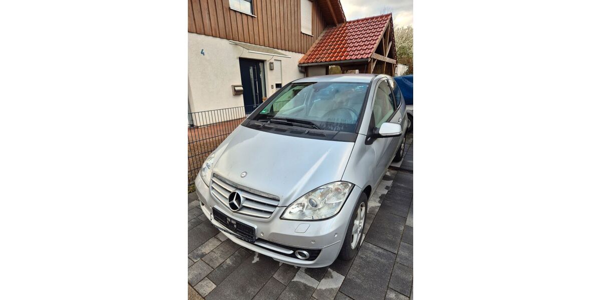Mercedes-Benz A 180 110.376 km 4.999 &euro; Offenbach an der Queich 76877