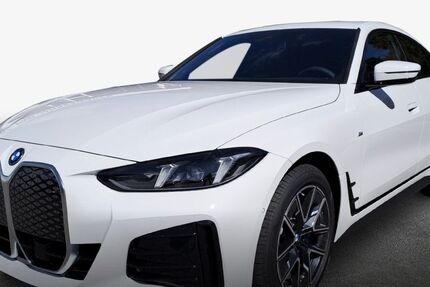 BMW i4 5.900 km 52.890 &euro; Landau 76829