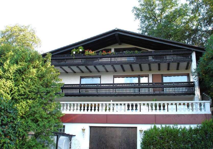 Haus zum Kaufen in Baden-Baden 1.590.000 € 358 m²