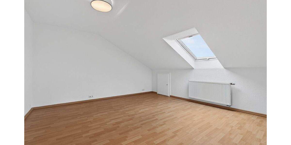 Gemütliche 3-Zimmer-Dachgeschoss Wohnung - Ideal für alle, die es heimelig mögen 3 zimmer