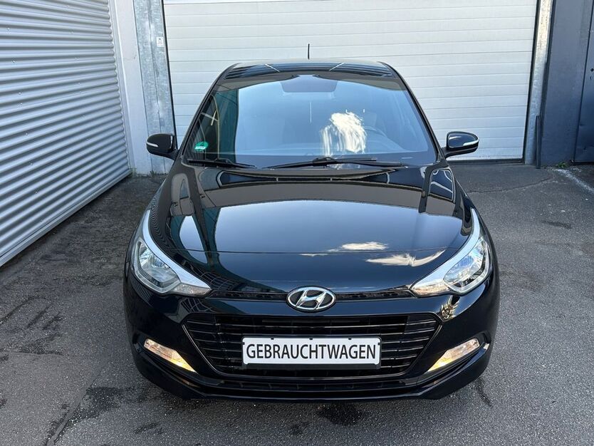 Hyundai i20 43.000 km 9.999 € Mühlacker 75417
