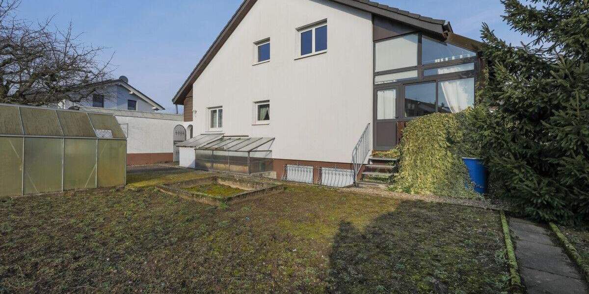Mehrfamilienhaus, Wohnhaus Baden-Baden / Sandweier Sandweier - 8 Zimmer, 188 m&sup2;, 650.000&euro; | Angebot:25276152