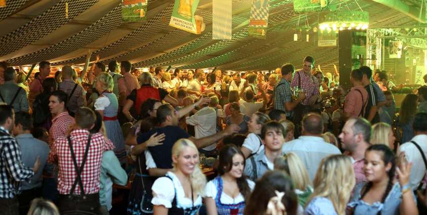 CALVIN KLEINEN & Frenzy - 12. Original Karlsruher Oktoberfest 01.10.2026 Messplatz