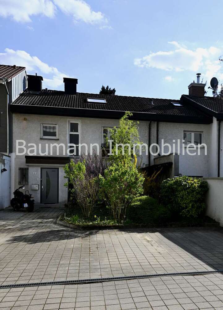 Haus zum Kaufen in Karlsruhe 1.050.000 € 205 m²