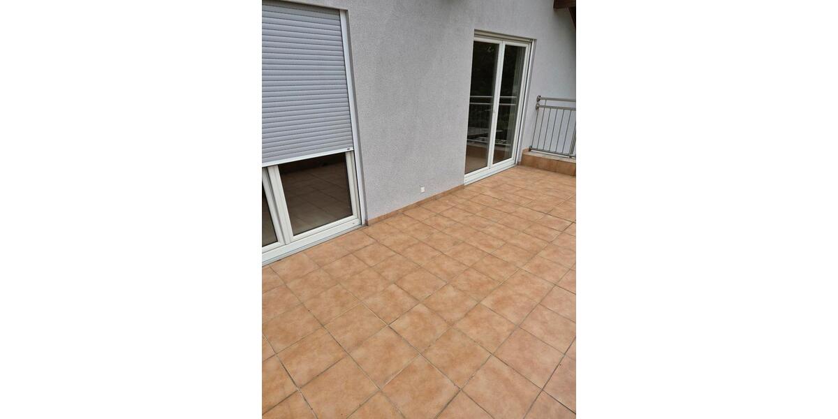 Etagenwohnung Bad Schönborn - 2 Zimmer, 100 m&sup2;, 340.000&euro; | Angebot:25921111