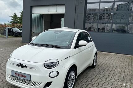 Fiat 500e 21.100 km 20.990 &euro; Karlsruhe 76185