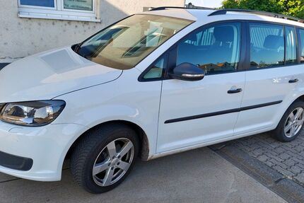 VW Touran 241.000 km 3.500 &euro; Ottersheim 76879