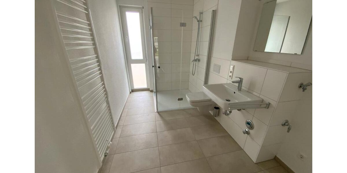 Erdgeschoßwohnung Waldbronn - 3 Zimmer, 94 m&sup2;, 1.407&euro; | Angebot:26482434