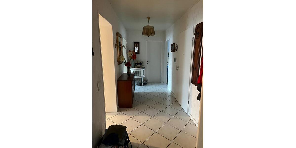 Etagenwohnung Karlsruhe Knielingen - 4.5 Zimmer, 120 m&sup2;, 1.500&euro; | Angebot:18812615