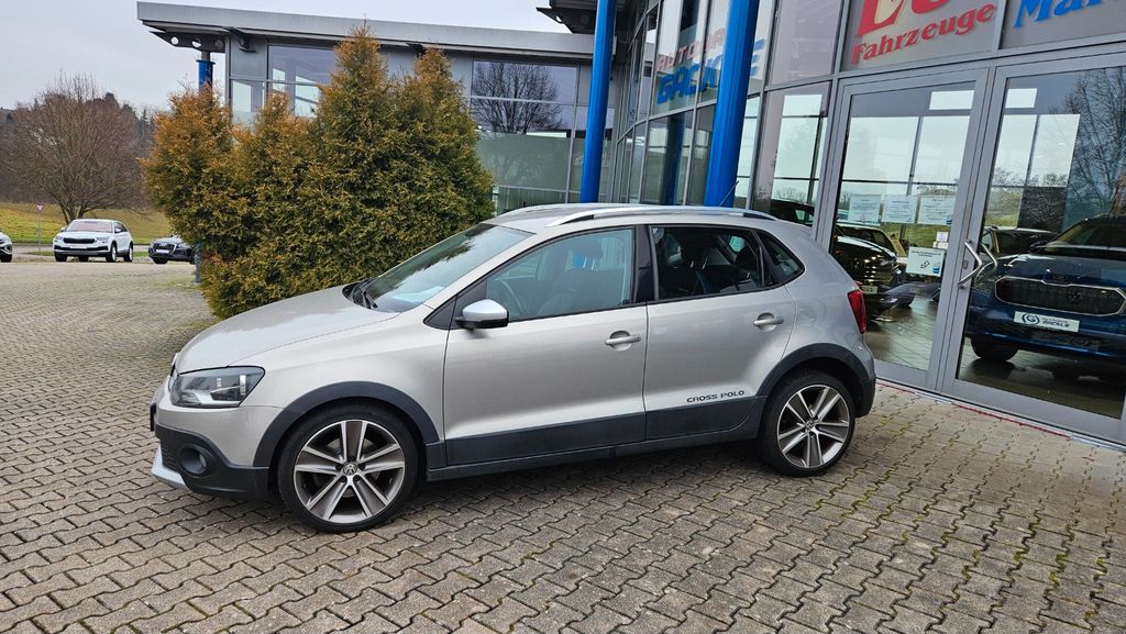 VW Polo 126.000 km 9.490 &euro; Oberderdingen-Flehingen 75038