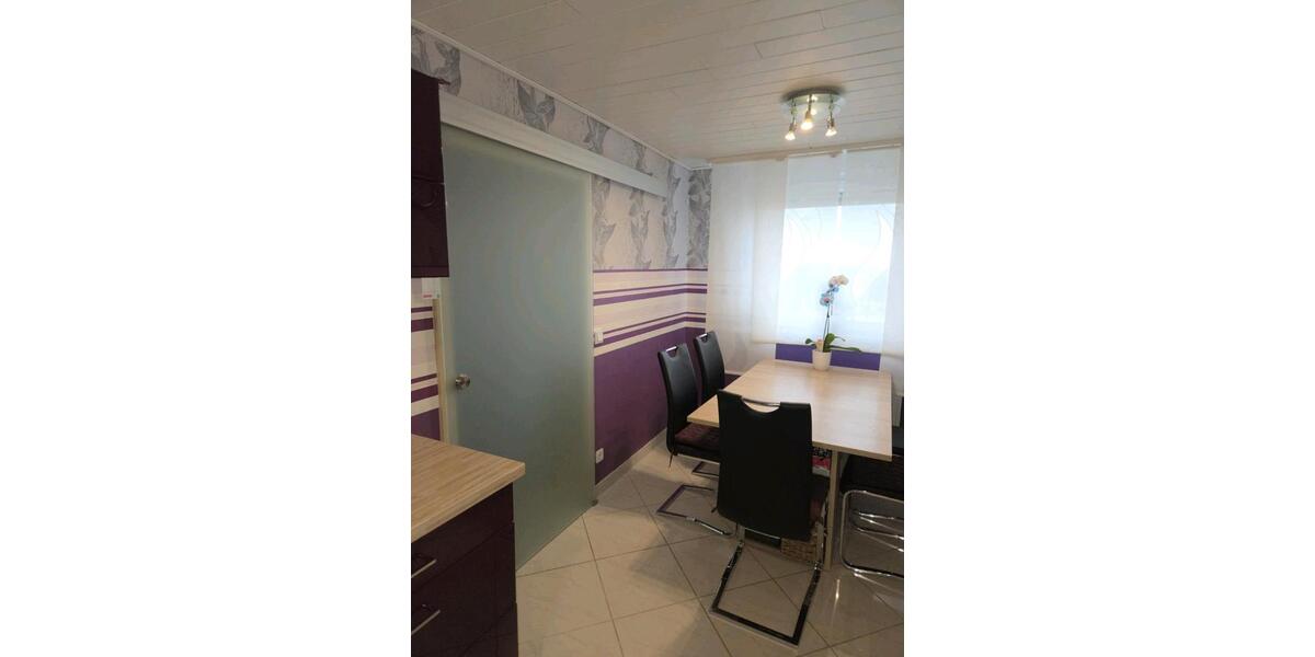 Etagenwohnung Pforzheim Eutingen - 3.5 Zimmer, 84 m&sup2;, 270.000&euro; | Angebot:24964356