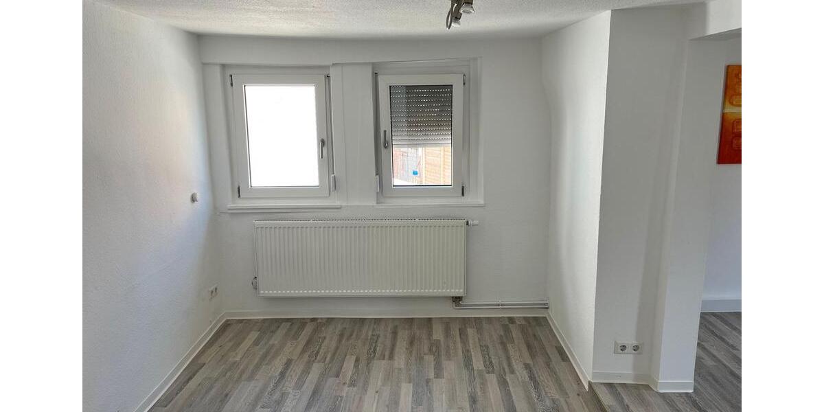 Einfamilienhaus Kämpfelbach - 4 Zimmer, 131 m&sup2;, 280.000&euro; | Angebot:27133484