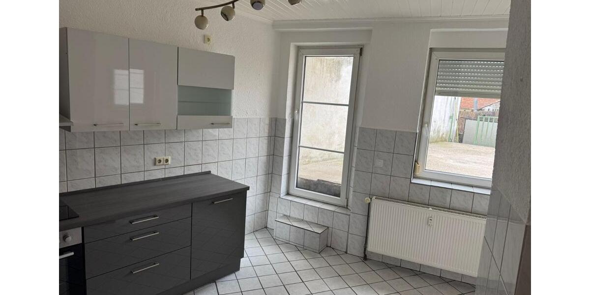 Erdgeschoßwohnung Ubstadt-Weiher Weiher - 1 Zimmer, 65 m&sup2;, 1.200&euro; | Angebot:25285042