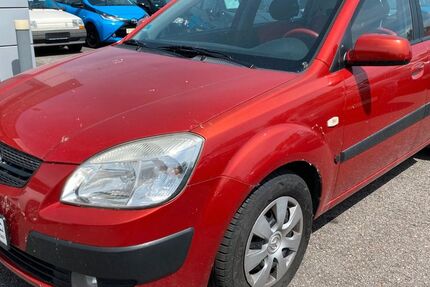 Kia Rio 239.000 km 800 € Niefern bei Pforzheim 75223