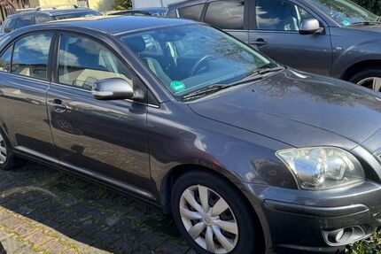 Toyota Avensis 202.643 km 2.650 &euro; Hagenbach 76767