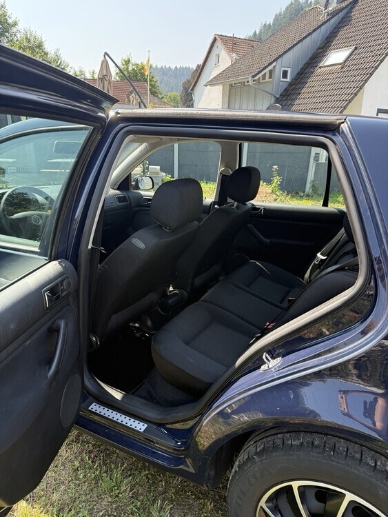 VW Golf IV 152.000 km 3.000 € Gernsbach 76593