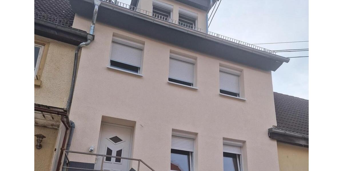 Doppelhaushälfte Bretten - 5 Zimmer, 110 m&sup2;, 1.350&euro; | Angebot:26581929