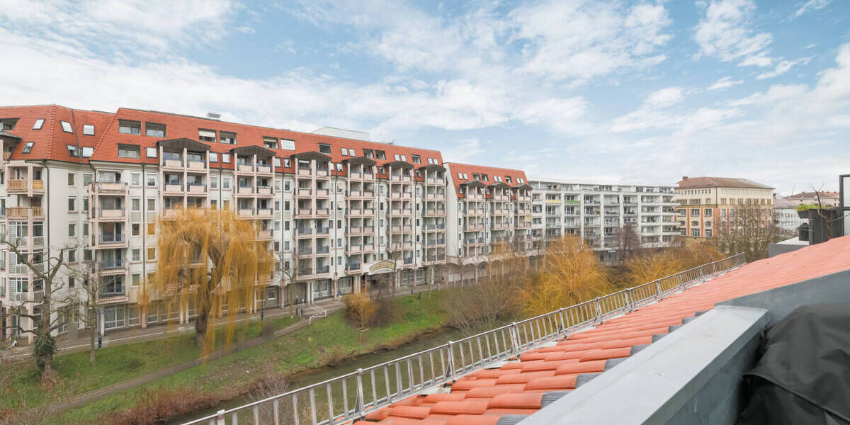 Umfassend saniertes 8-Familienhaus mit weiterem Mietsteigerungspotenzial! 1 zimmer