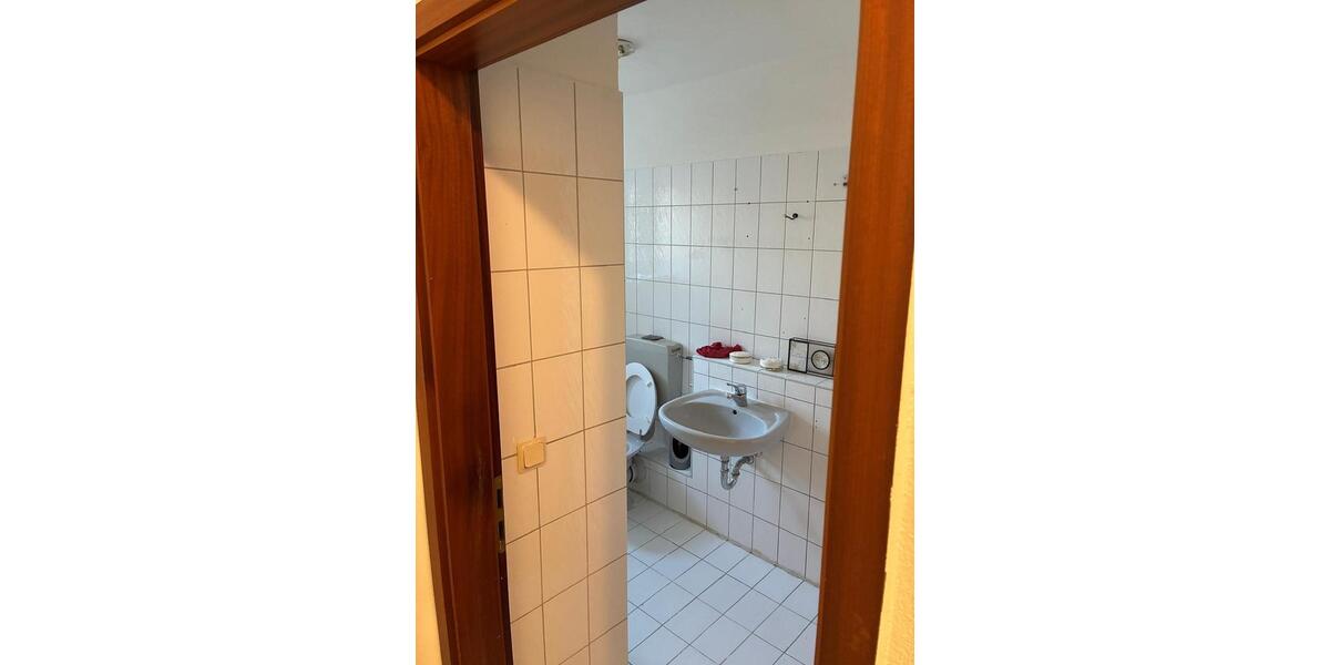 Etagenwohnung Pforzheim Nordstadt - 2 Zimmer, 52 m&sup2;, 160.000&euro; | Angebot:25632816