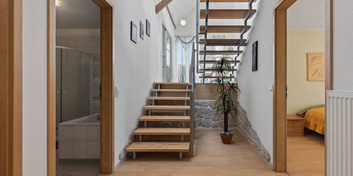 Mehrfamilienhaus, Wohnhaus Linkenheim-Hochstetten Linkenheim - 5 Zimmer, 132 m&sup2;, 545.000&euro; | Angebot:25938108