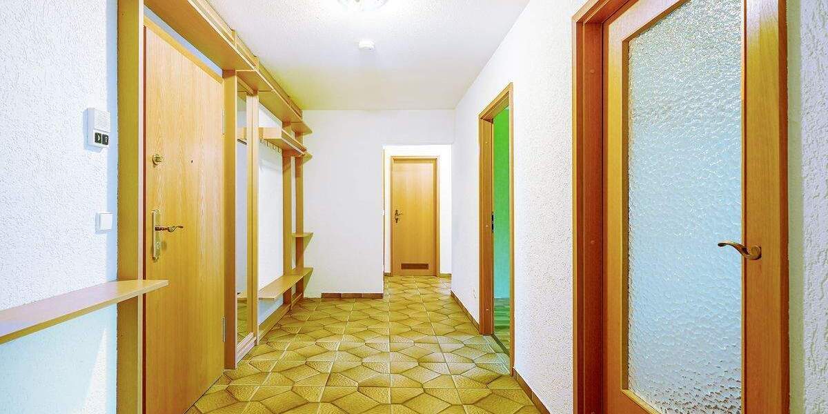 Etagenwohnung Karlsruhe / Neureut Neureut - 3 Zimmer, 90 m&sup2;, 325.000&euro; | Angebot:25862354