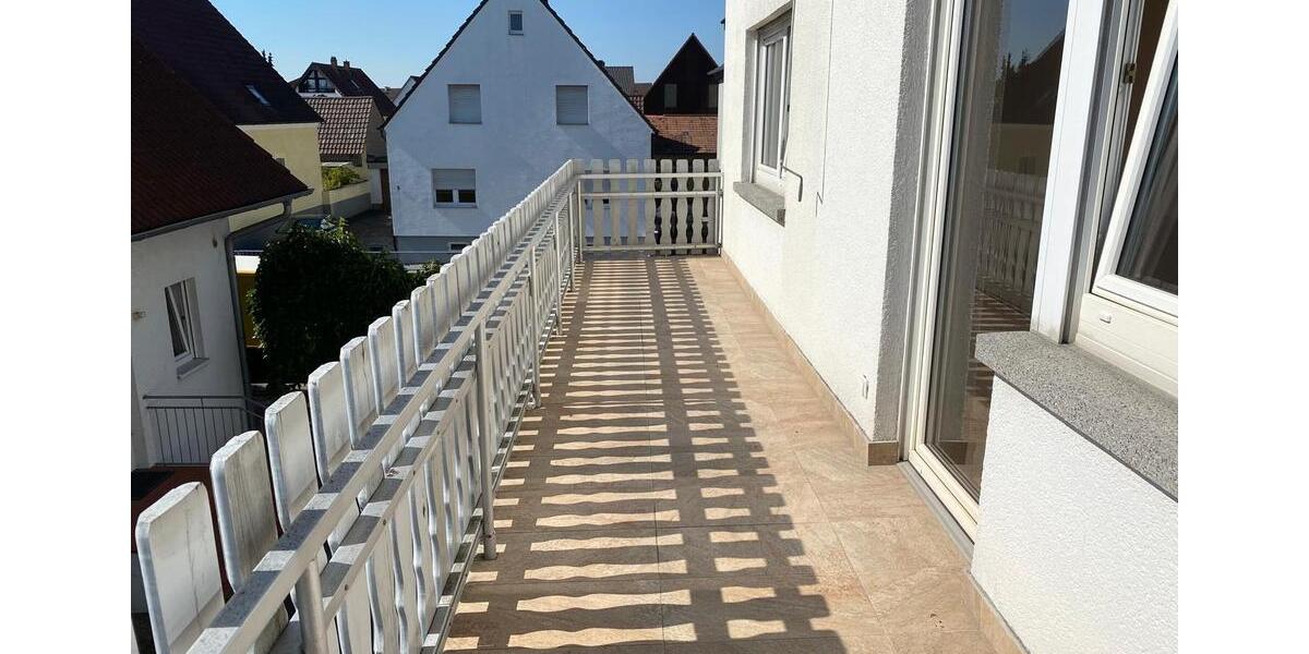 Etagenwohnung Stutensee - 3 Zimmer, 110 m&sup2;, 1.350&euro; | Angebot:25756029