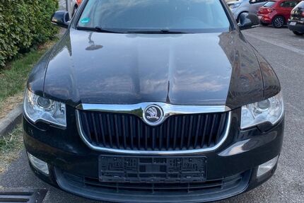 Skoda Superb 159.000 km 4.490 &euro; Rastatt 76437