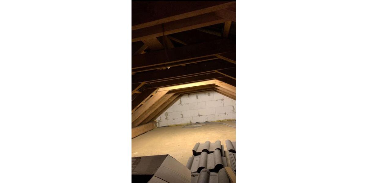 Dachgeschoßwohnung Bretten - 3.5 Zimmer, 100 m&sup2;, 299.000&euro; | Angebot:27085457