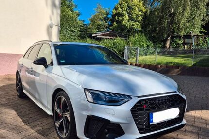 Audi S4 56.500 km 46.990 &euro; Engelsbrand 75331