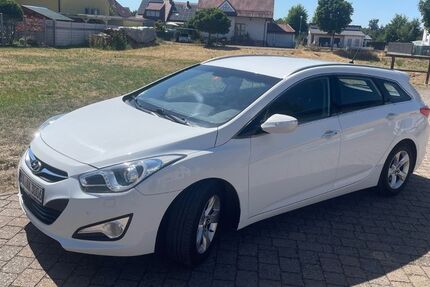Hyundai i40 187.000 km 6.600 &euro; Hambrücken 76707